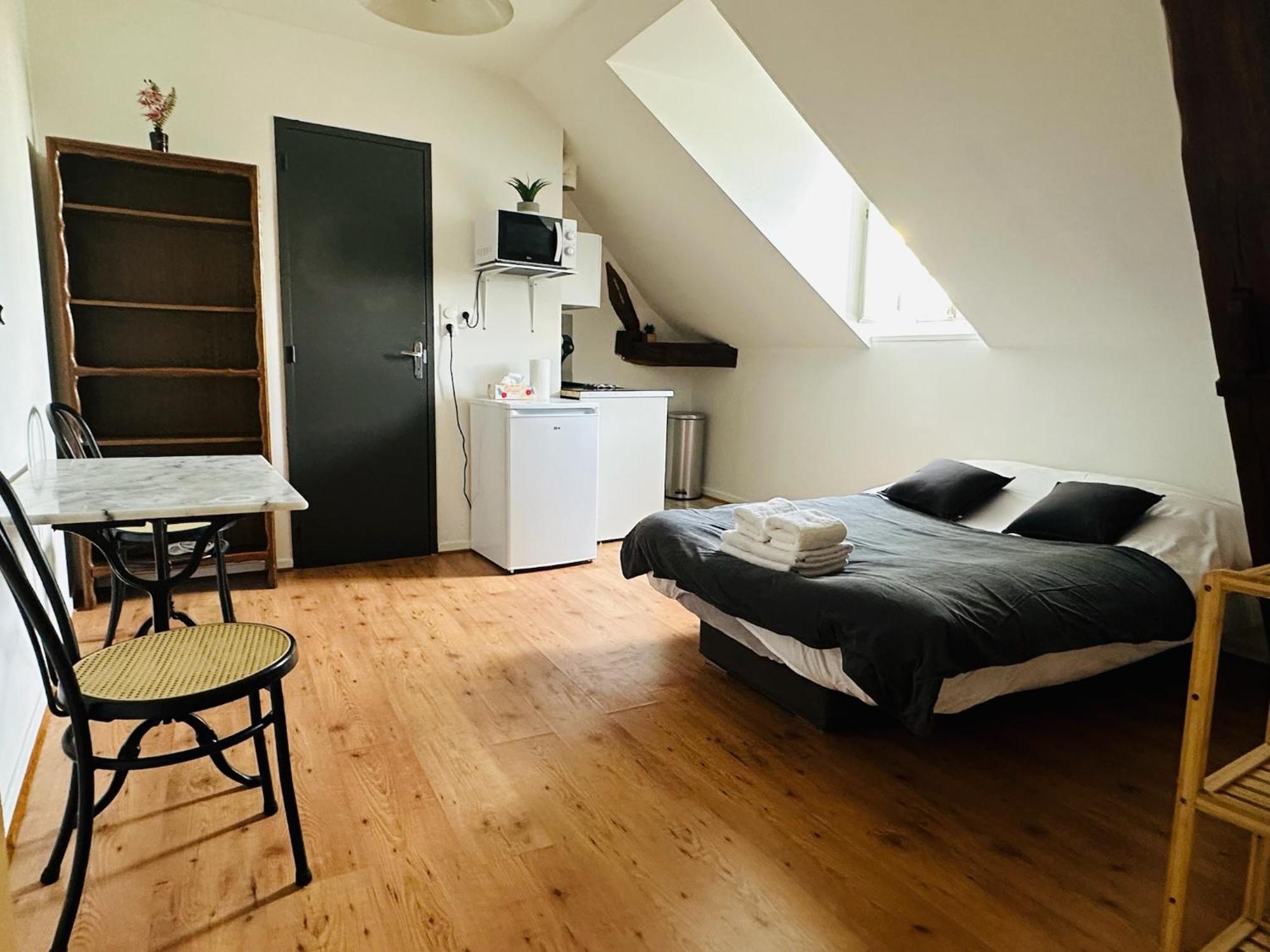 Studio 12 Proche Centre Ville Avec Wifi Parking تروي المظهر الخارجي الصورة